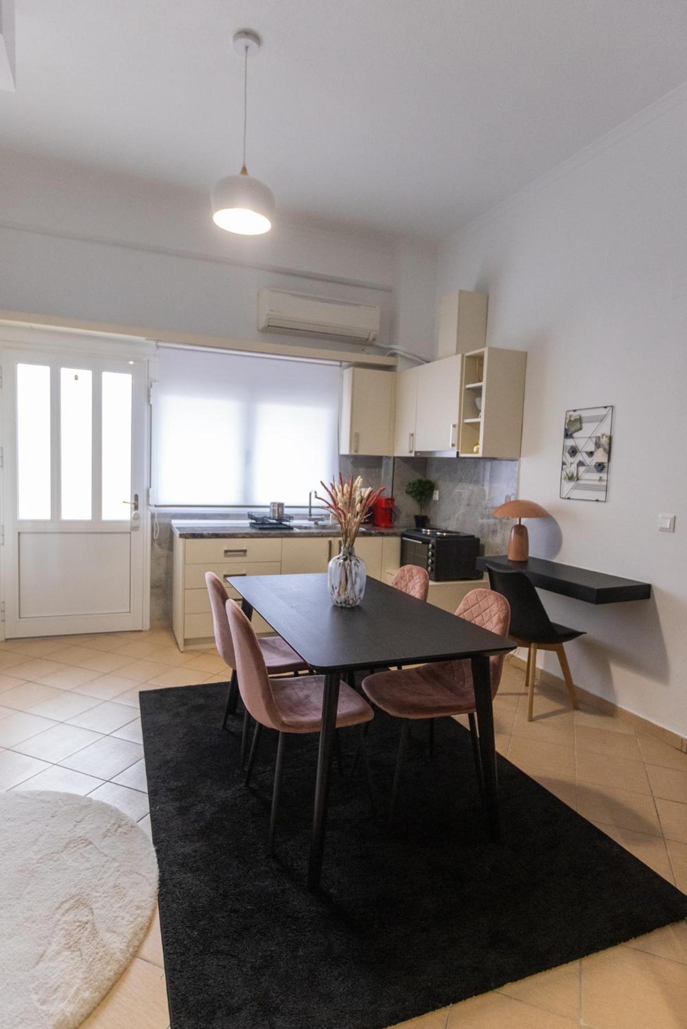 Feel Meteora 1bd Luxury Apartment *